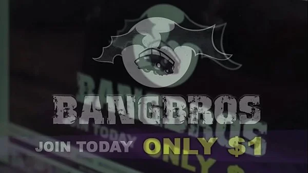 Beautiful Teen performs sexy