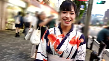 Teen cumshot enjoys herself Video