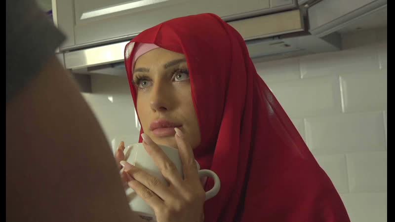 Sexwithmuslims nicole love sexy muslim girl spreads for cash [mature,milf, oriental, turkish, porn, on camera, arab]